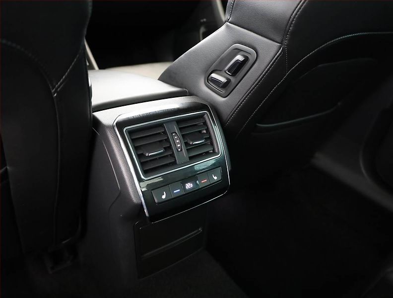 Škoda Superb (2017) 2.0 TDI, 4X4, Automat - fotka 18 z 21