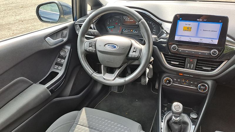Ford Fiesta 1.0 EcoBoost Titanium - fotka 15 z 26