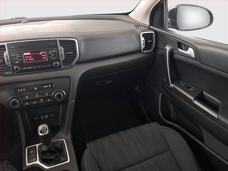 Kia Sportage (2017) 1.6 GDI - fotka 8 z 17