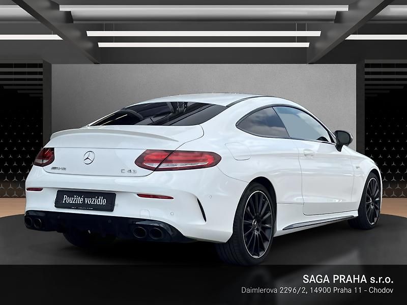 Mercedes-Benz Třídy C C-Třída Mercedes-AMG 43 4MATIC - fotka 4 z 21
