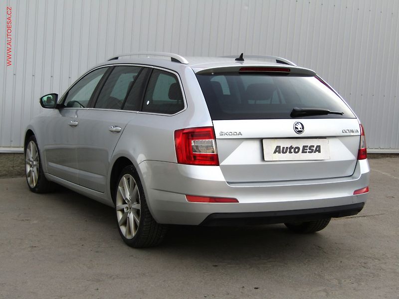 Škoda Octavia (2016) 1.6 TDi, ČR, Style, TZ - fotka 6 z 18