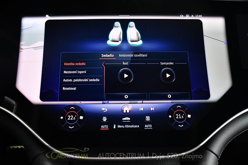 Mercedes-Benz EQE 500 4M PANOR HYPERSCREEN - fotka 44 z 62