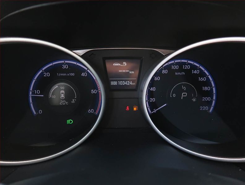 Hyundai ix35 (2013) 2.0 CRDi, 4X4, Automat - fotka 11 z 18