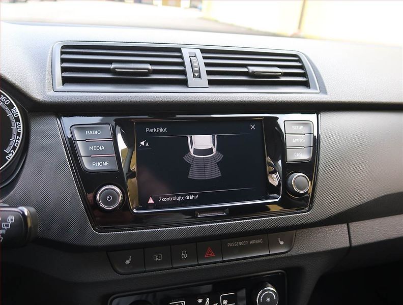 Škoda Fabia (2022) 1.0 TSI, Serv.kniha, Tempomat - fotka 16 z 23