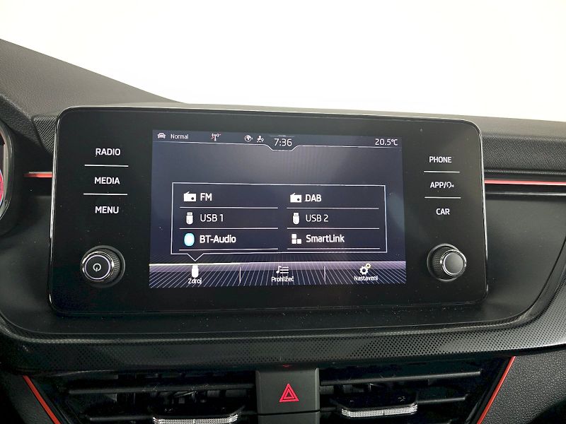 Škoda Kamiq (2023) 1.5TSi DSG 110kW MONTE CARLO - fotka 16 z 35