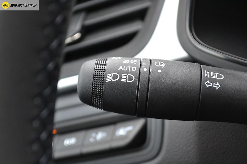 Renault Captur evolution TCe 90 - fotka 38 z 44