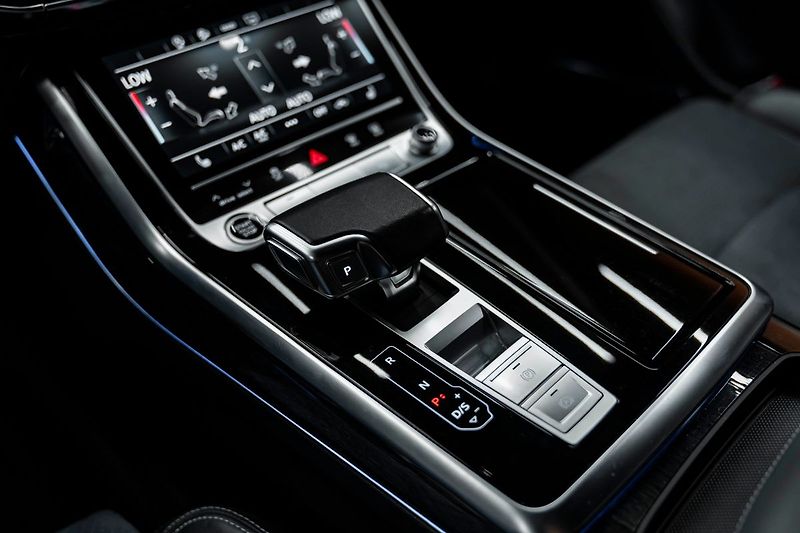 Audi Q8 - fotka 14 z 22