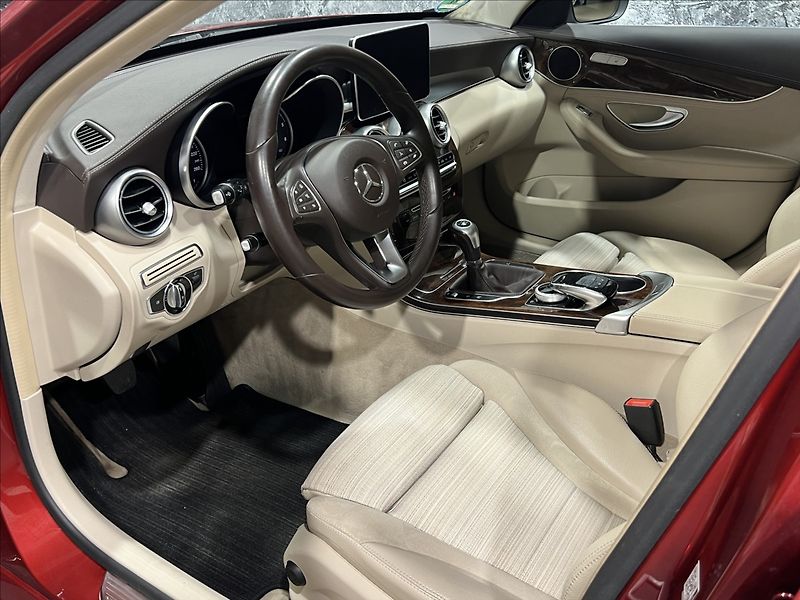 Mercedes-Benz Třídy C 2,1 CDi Exclusive, Panorama - fotka 9 z 32
