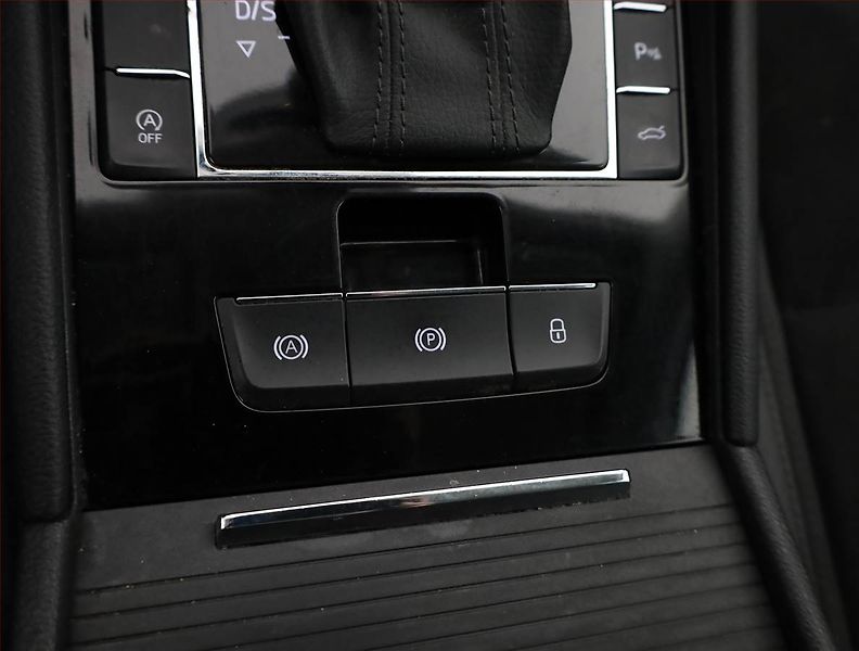 Škoda Superb (2019) Style 2.0 TDI, Automat, Kůže - fotka 20 z 22