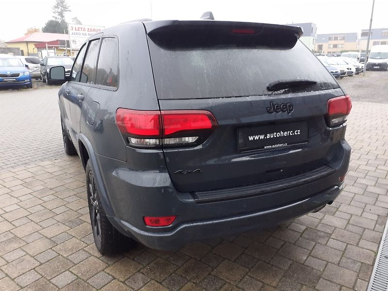 Jeep Grand Cherokee (2018) 3.6 L V6 4x4 - fotka 5 z 40