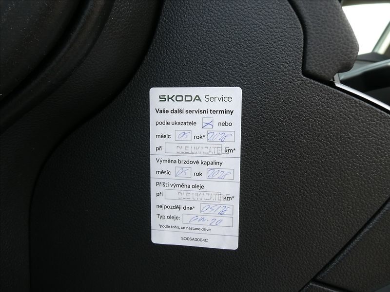 Volkswagen Golf 2,0 TDi VIII 2x kola,LED,CEBIA - fotka 36 z 49