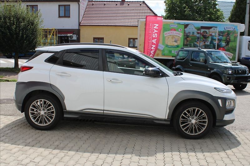 Hyundai Kona 1,0 T-GDi 88KW Style, CZ - fotka 3 z 4