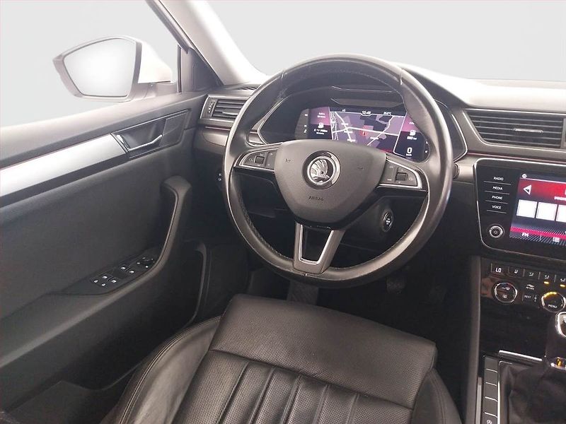Škoda Superb (2019) Style 2.0 TDI, Serv.kniha - fotka 7 z 23