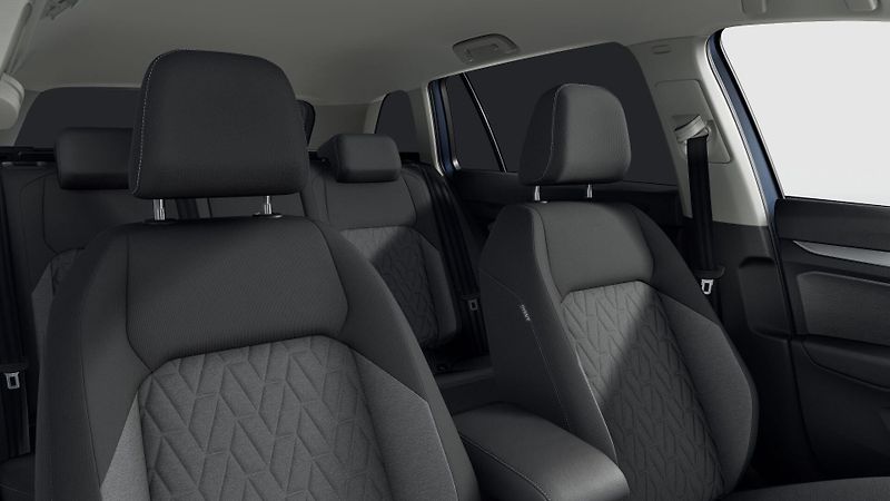 Volkswagen Golf Variant (2025) 1,5 TSI 6g  People - fotka 5 z 6