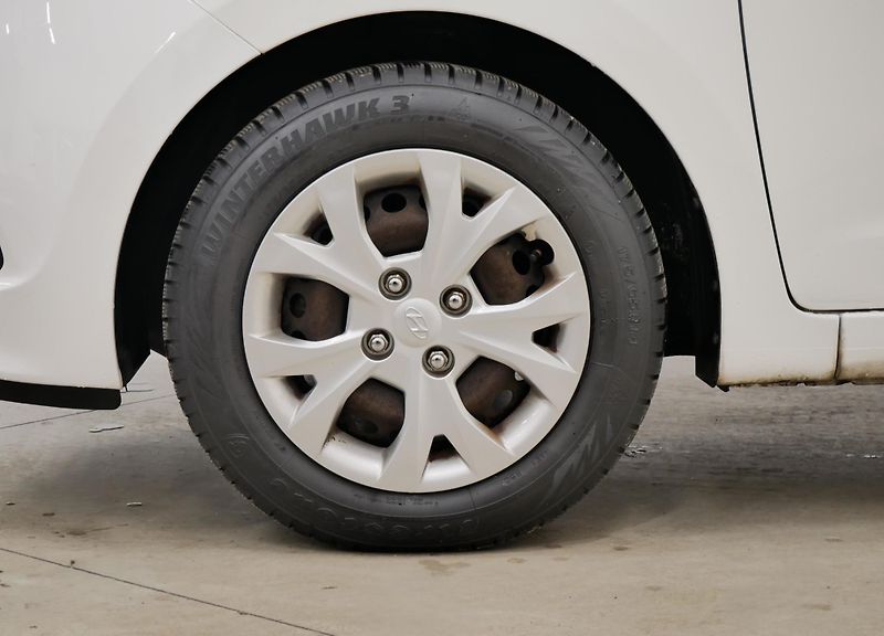 Hyundai i10 - fotka 10 z 22