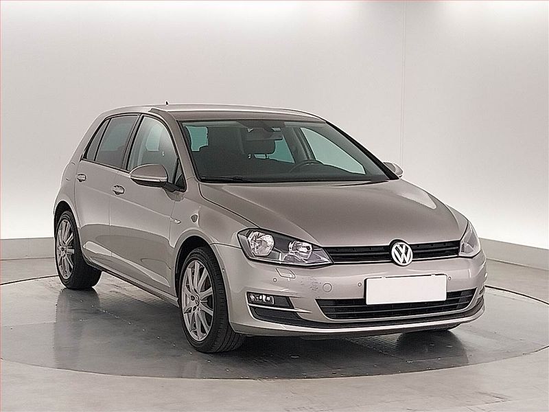 Volkswagen Golf (2015) 2.0 TDI, Navi, Park. senzory - fotografie inzerátu
