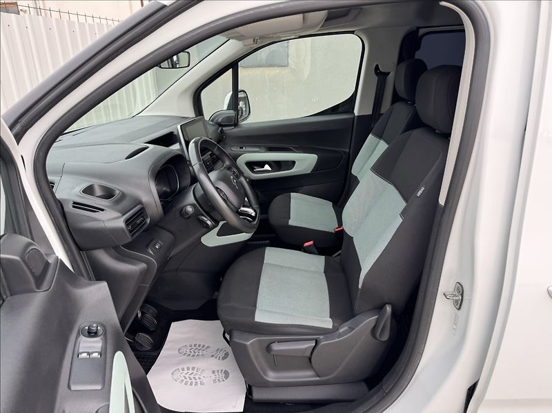 Citroën Berlingo 1,5 BlueHDi tažné DPH 1.maj ČR - fotka 21 z 50