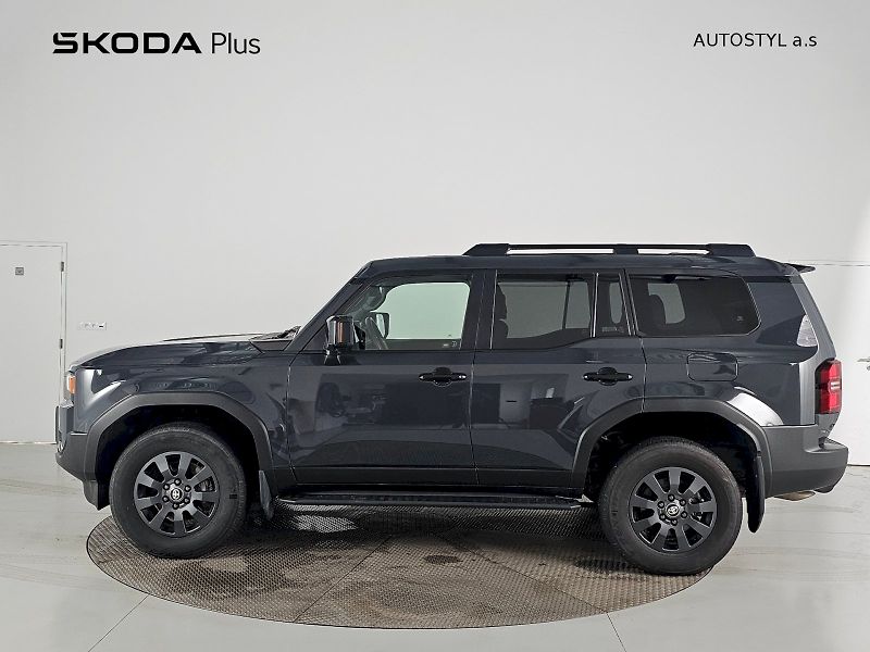 Toyota Land Cruiser (2024) 2.8D-4D 8AT INVINCIBLE TAŽNÉ - fotka 3 z 34