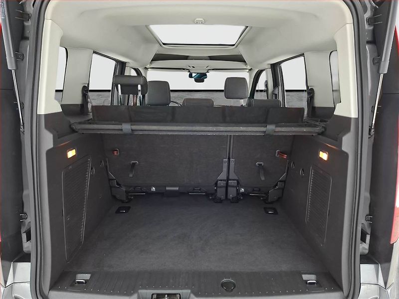 Ford Tourneo Connect (2018) Titanium 1.5 TDCi, 5Míst - fotka 14 z 20