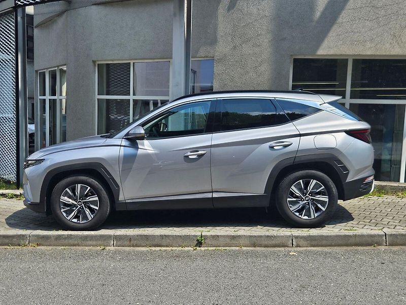 Hyundai Tucson 1.6 T-GDi Smart,ČR,1.maj. - fotka 2 z 30