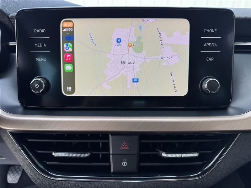 Škoda Scala 1,0 TSI STYLE DPH 1.maj. ČR - fotka 38 z 50