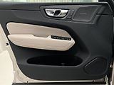 Volvo XC60 (2026) B5 AWD PLUS BRIGHT AUT - náhled 21