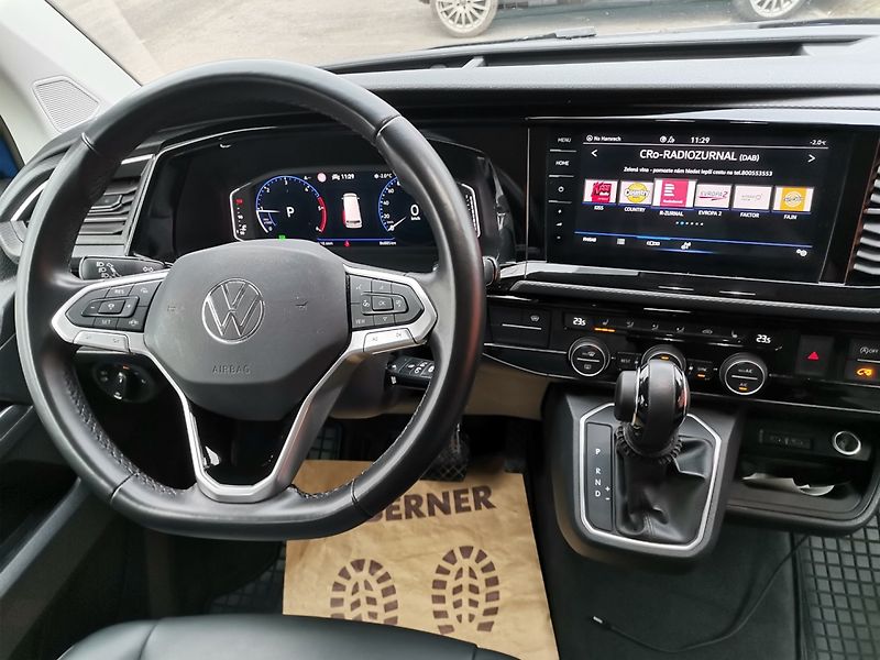 Volkswagen Multivan (2024) 2.0TDi 150kw DSG 4x4 ČR Highli - fotka 12 z 27