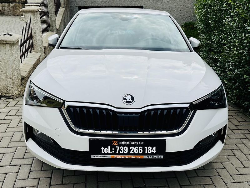 Škoda Scala (2022) 1,0TSi 81kW STYLE DSG TAŽNÉ - fotka 2 z 17