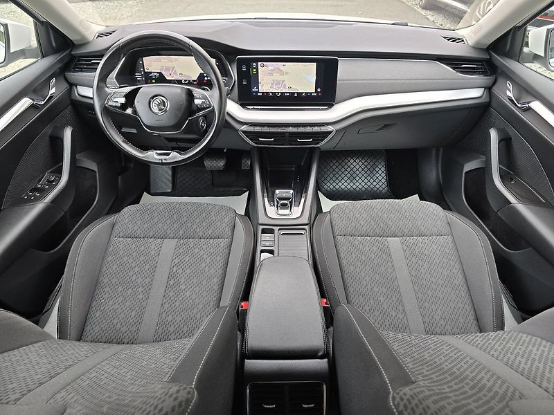 Škoda Octavia 2.0TDi 110kW DSG STYLE + NAVI - fotka 8 z 41