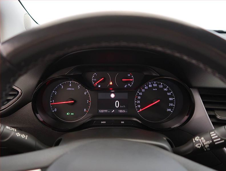 Opel Crossland X (2021) 1.2, ČR,1.maj, Serv.kniha - fotka 11 z 19