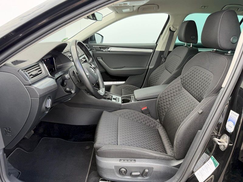 Škoda Superb (2022) 2.0TDI 110kW DSG Comfort Plus - fotka 5 z 35