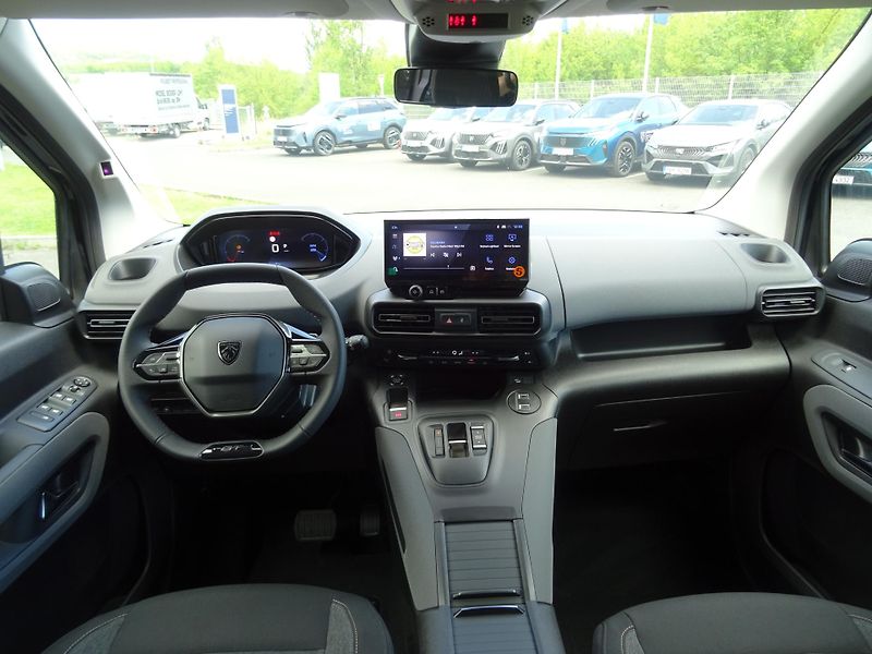 Peugeot Rifter (2026) GT BlueHDi 130k S&S EAT8 - fotka 24 z 43