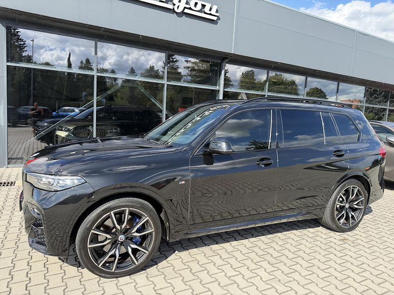 BMW X7 (2022) 40XD 250kW M-PAKET R22 CZ TOP! - fotka 4 z 48