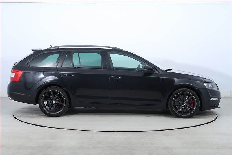 Škoda Octavia (2016) RS 2.0 TDI, Automat, Tempomat - fotka 6 z 22