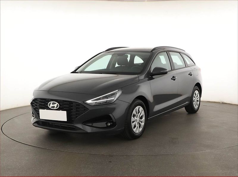 Hyundai i30 (2026) 1.0 T-GDI, Comfort, FullLed - fotka 2 z 14