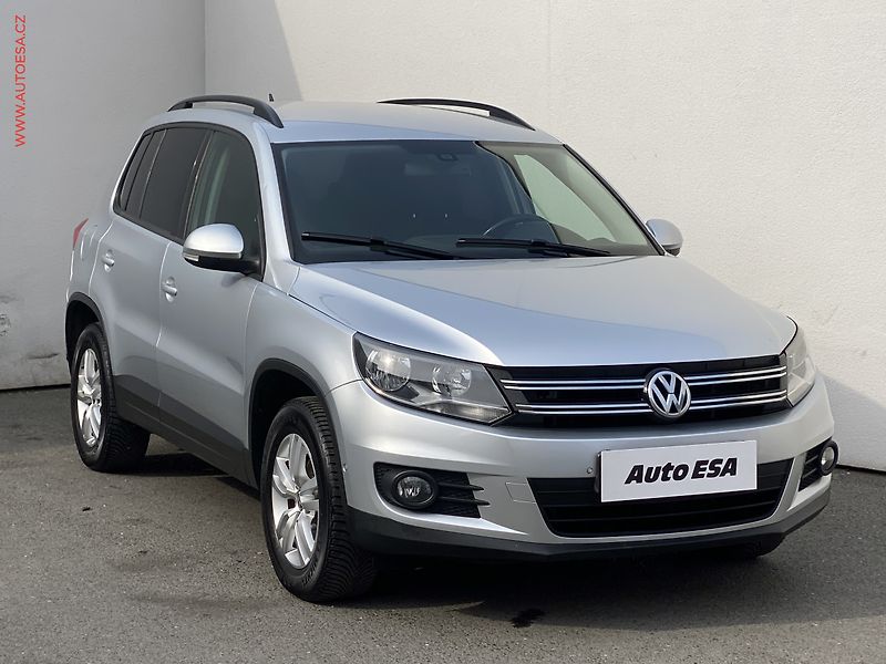 Volkswagen Tiguan (2012) 2.0TDi, ČR, Trend&Fun, TZ - fotka 1 z 17