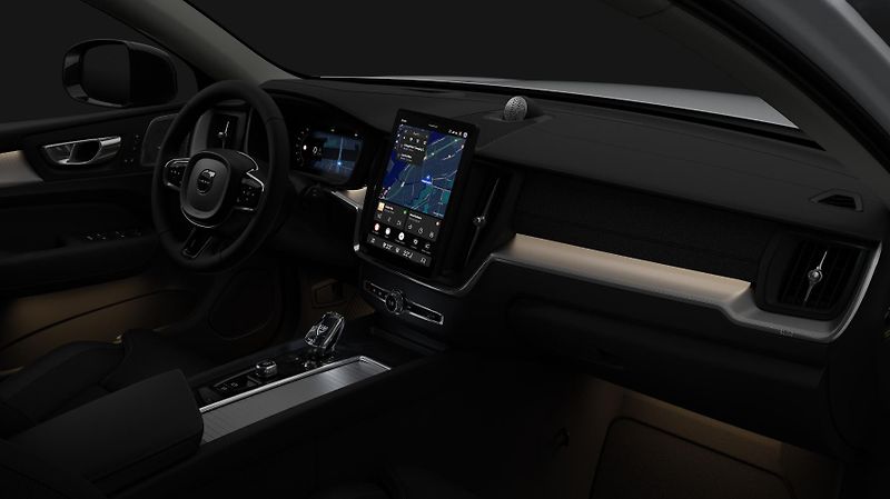 Volvo XC60 (2026) T6 AWD ULTRA DARK AUT - fotka 13 z 14