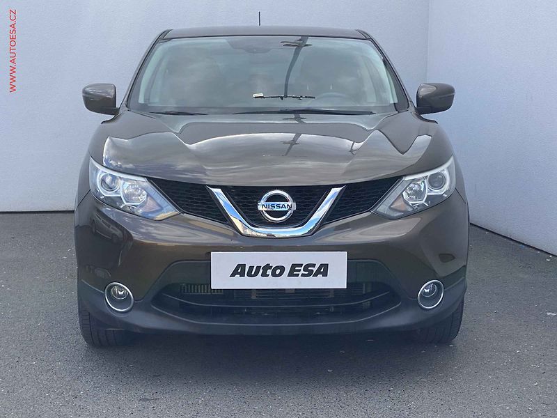 Nissan Qashqai (2016) 1.2 DIG-T, ČR, Acenta, AT - fotka 2 z 16