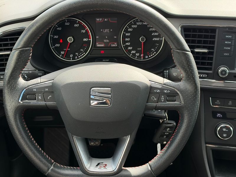 Seat Leon (2014) FR 1.4 TSI 90kW EA211 - fotka 16 z 39