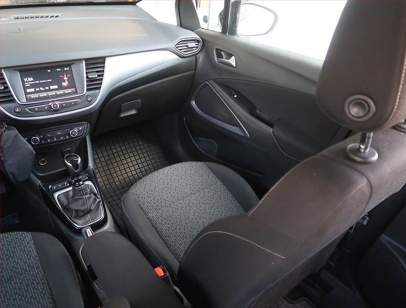 Opel Crossland X (2019) 1.2 Turbo, Serv.kniha - fotka 8 z 17