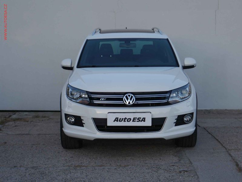 Volkswagen Tiguan (2013) 2.0 TDi 4x4, R-Line, bixen - fotka 2 z 18