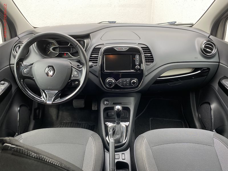 Renault Captur (2015) 1.2 TCe, Intense, AT, TZ - fotka 8 z 18