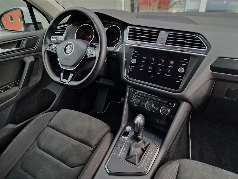 Volkswagen Tiguan 2.0 TDI 110kW DSG Maraton Ed. - fotka 38 z 50