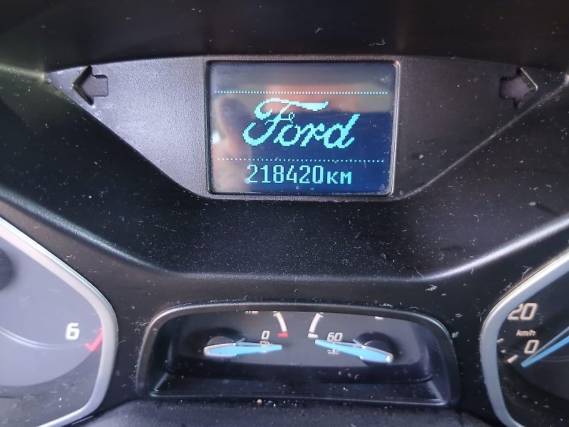 Ford C-MAX 1.6 TDCI, ALU, 6 rychlostí - fotka 20 z 39