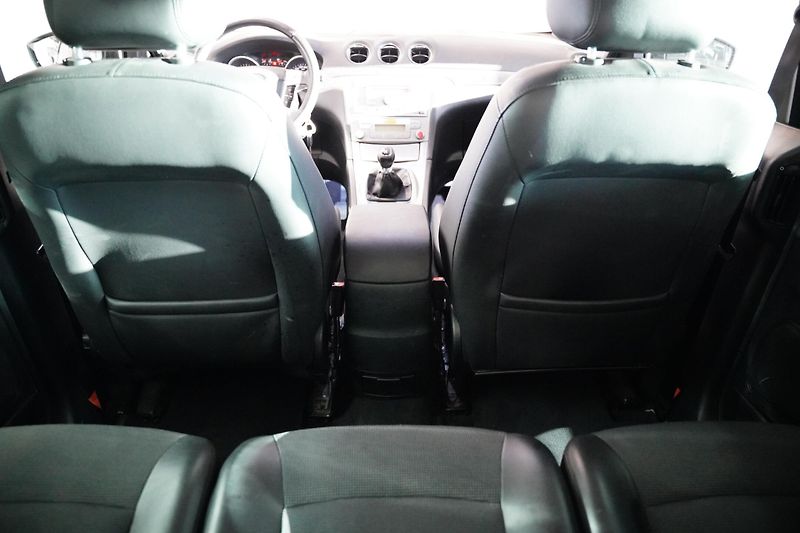 Ford S-MAX - fotka 20 z 21
