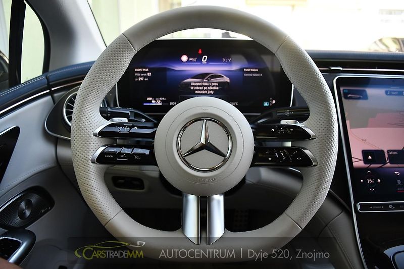 Mercedes-Benz EQE 500 AMG 4MATIC  - fotka 25 z 53