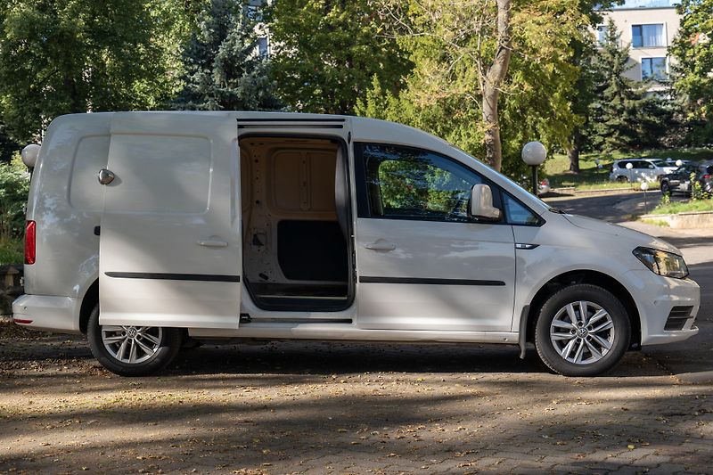 Volkswagen Caddy Maxi CNG DSG Tažné Klima Senzo - fotka 10 z 31