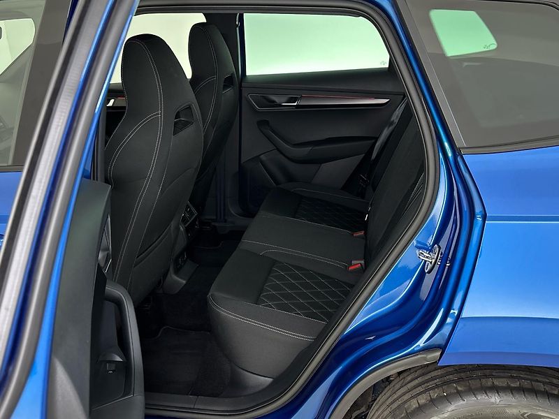 Škoda Karoq DSG Sportline - fotka 8 z 31