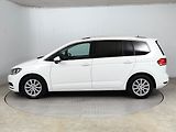 Volkswagen Touran (2021) 1.5 TSI - náhled 2