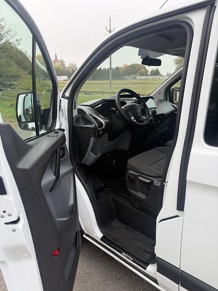 Ford Transit Custom (2014) FORD TRANSIT CUSTOM 6 MÍST M1  - fotka 11 z 20